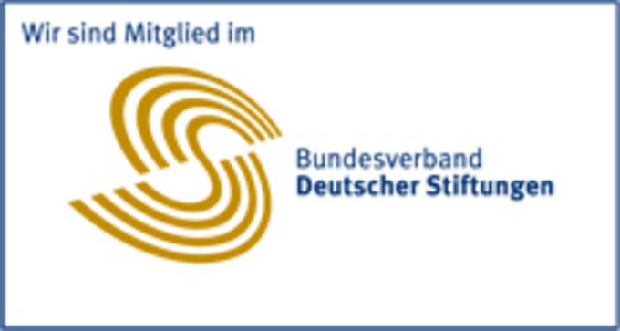 Auf dem Bild ist das Logo des Bundesverbands Deutscher Stiftungen. 