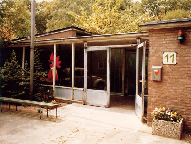 ehemaliges Schulgebäude im Saseler Weg 11