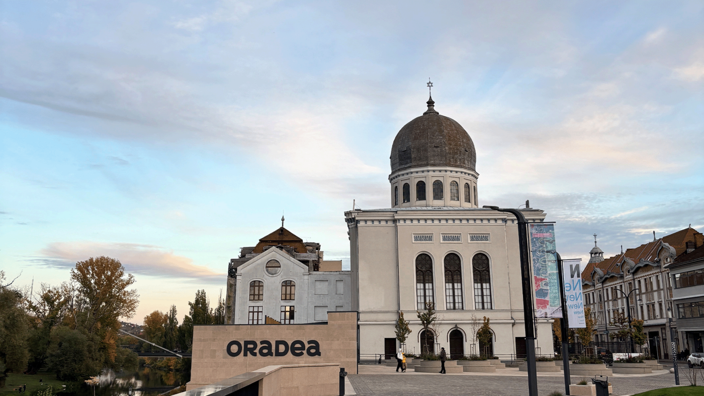 Außenansicht Neue Synagoge in Oradea/Rumänien